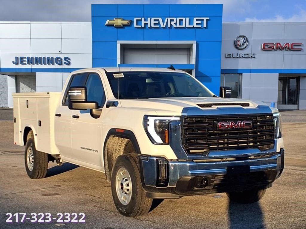 2024 GMC Sierra 2500 HD Pro in Summit White — front three-quarter view