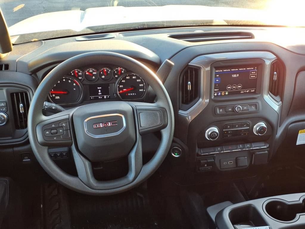 2024 GMC Sierra 2500 HD — detail view